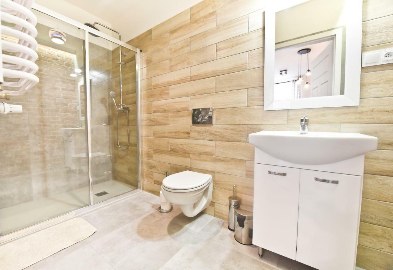 Metropolis Apartment Торунь Экстерьер фото