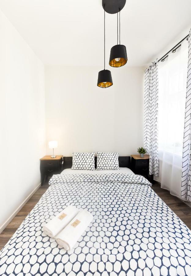Metropolis Apartment Торунь Экстерьер фото